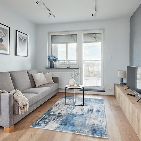 Lasek Marcelinski Comfy Apartment Poznan Exterior photo